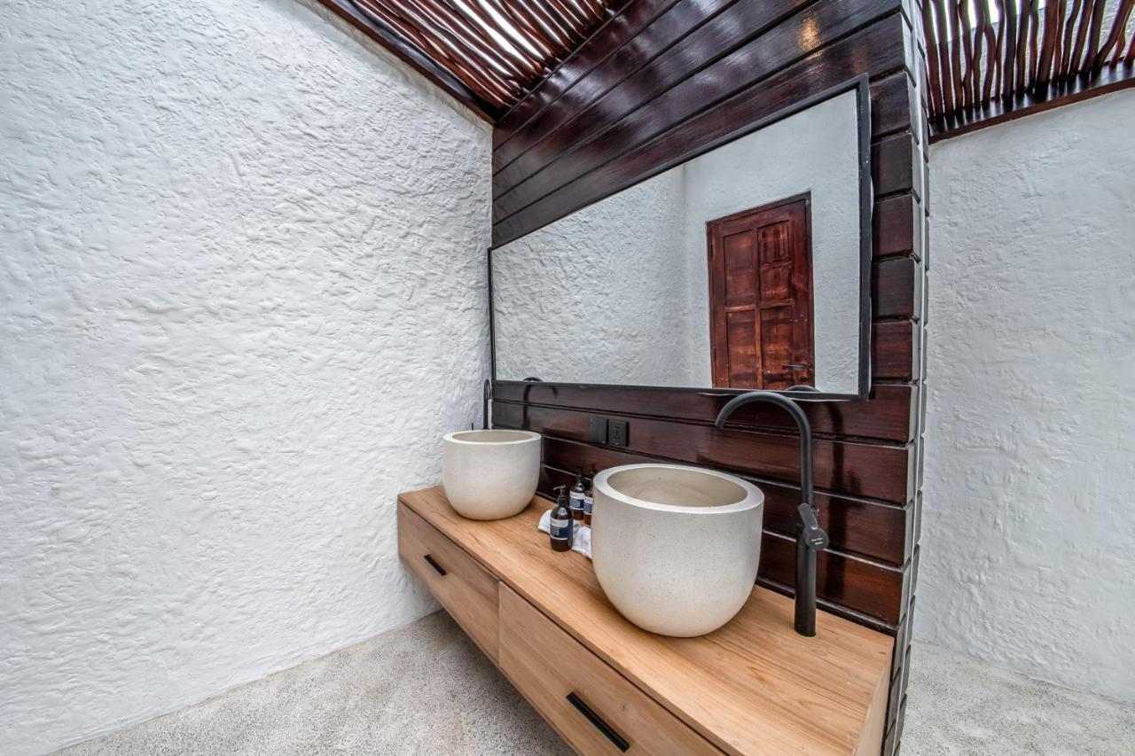 Putri Salju Villa By Evdekimi - Scenic Terrace In The Artistic Heart Of Ubud - Long Stay Extras Villa *